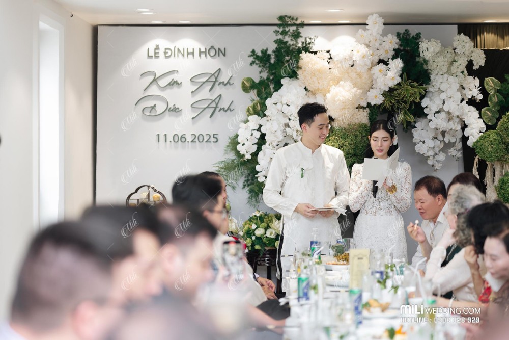 Kim Anh và Đức Anh trong nghi lễ gia đình